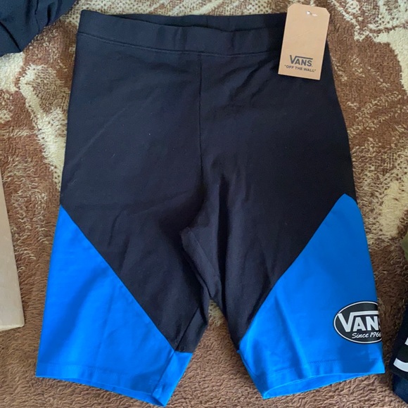 Vans shorts new - Picture 1 of 4